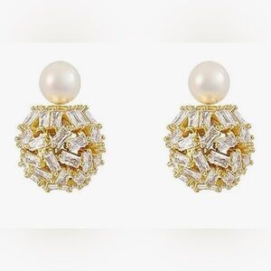 Stunning Nordstrom 14KT Gold  Dip Topaz Cluster pearl Two face earrings